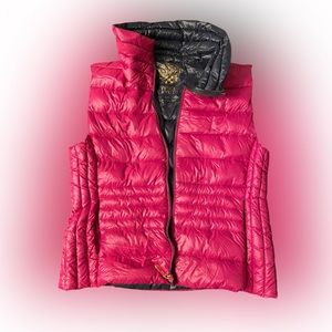 Women’s Puffer Vest in Dark Pink by Vince Camuto, size Large